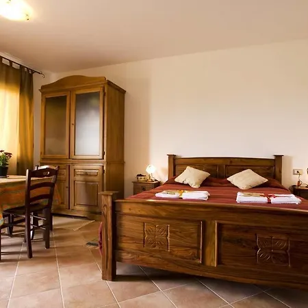 Alloggio per agriturismo Bioagriturismo La Quercia *