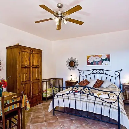 Bioagriturismo La Quercia Lantgård