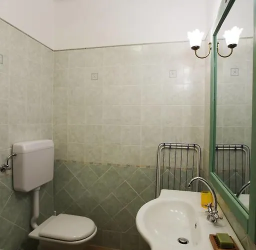 Bioagriturismo La Quercia Agroturismo *